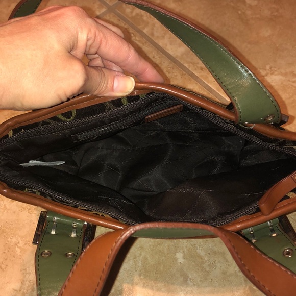 XOXO small brown green purse - Picture 3 of 4